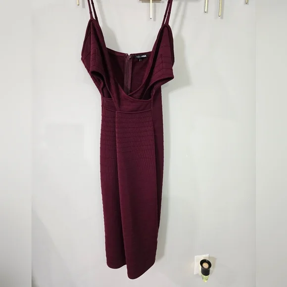 Fashion Nova | Dresses | Fashion Nova Maroon Cut Out Bodycon Dress |  Poshmark